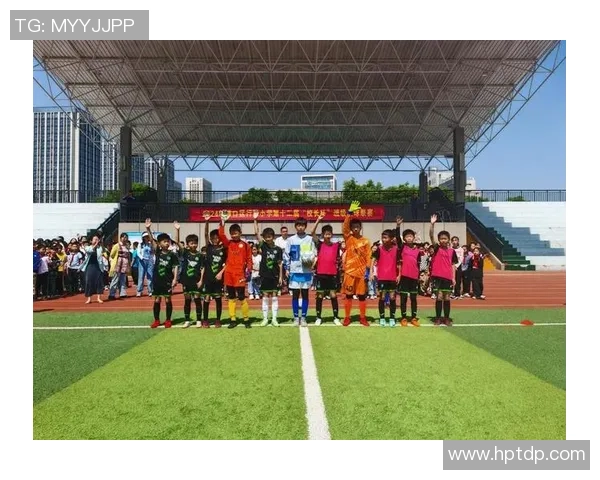 班级小足球明星风采展示与成长故事分享 班级小足球明星风采展示与成长故事分享