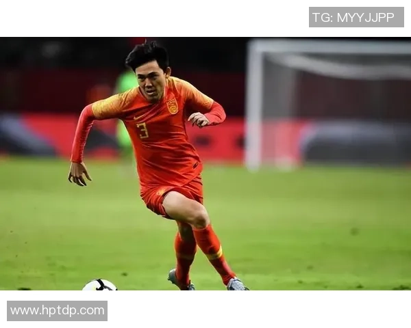 足球明星复出引发热议球迷期待他的精彩表现再现赛场辉煌 足球明星复出引发热议球迷期待他的精彩表现再现赛场辉煌